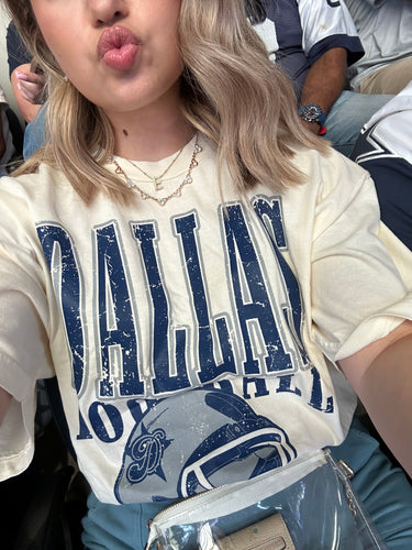 90's Vintage Dallas Football Oversized TShirt