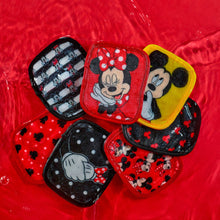 Load image into Gallery viewer, Mickey &amp; Minnie 7-Day Set © Disney