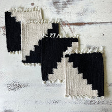 Load image into Gallery viewer, Handwoven Cascada Coasters Black